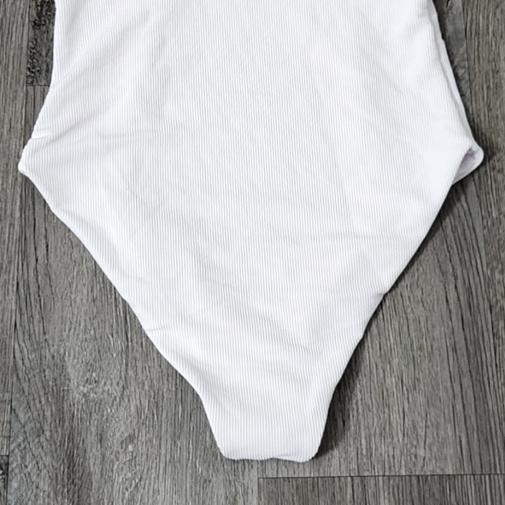 New!Beach Riot‎ Ribbed Sydney One Piece Swimsuit - Picture 12 of 15